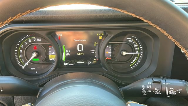 Used 2024 Jeep Wrangler Unlimited w/ Convenience Group AWD/4WD image 17