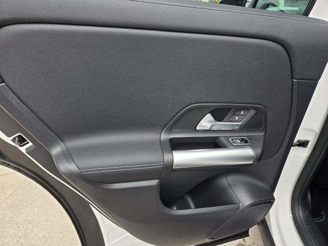 Certified 2025 Mercedes-Benz GLA 250 4MATIC image 36