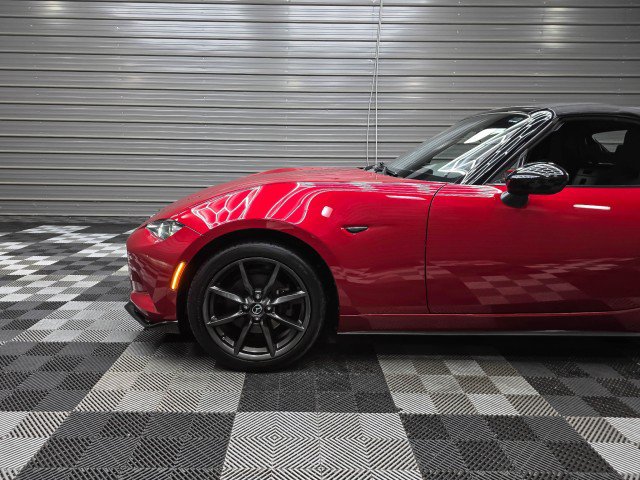 Used 2016 MAZDA MX-5 Miata Club RWD image 32