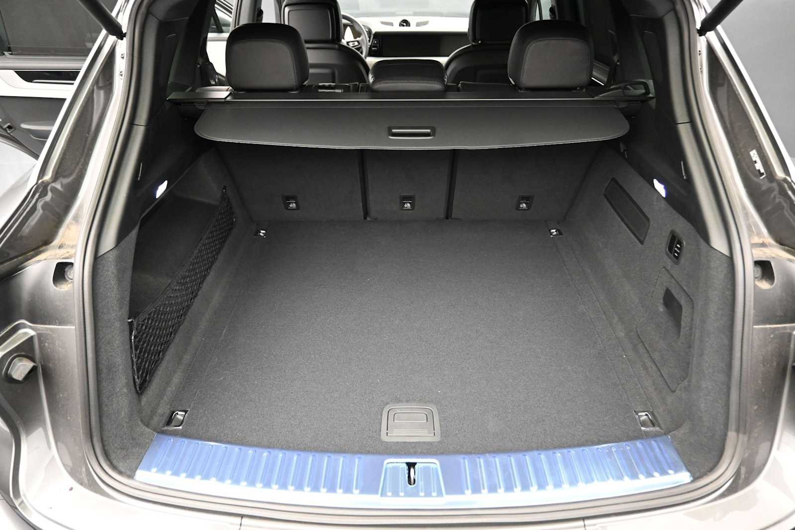 New 2026 Porsche Cayenne S AWD/4WD image 21