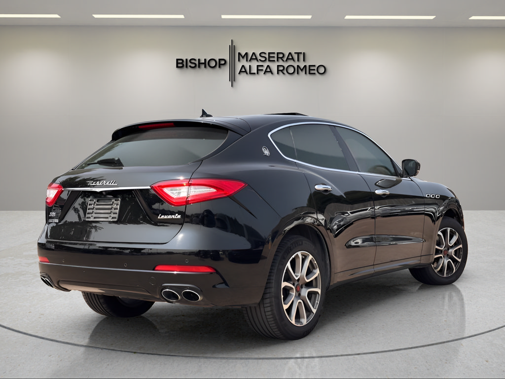 Used 2020 Maserati Levante S AWD/4WD image 5