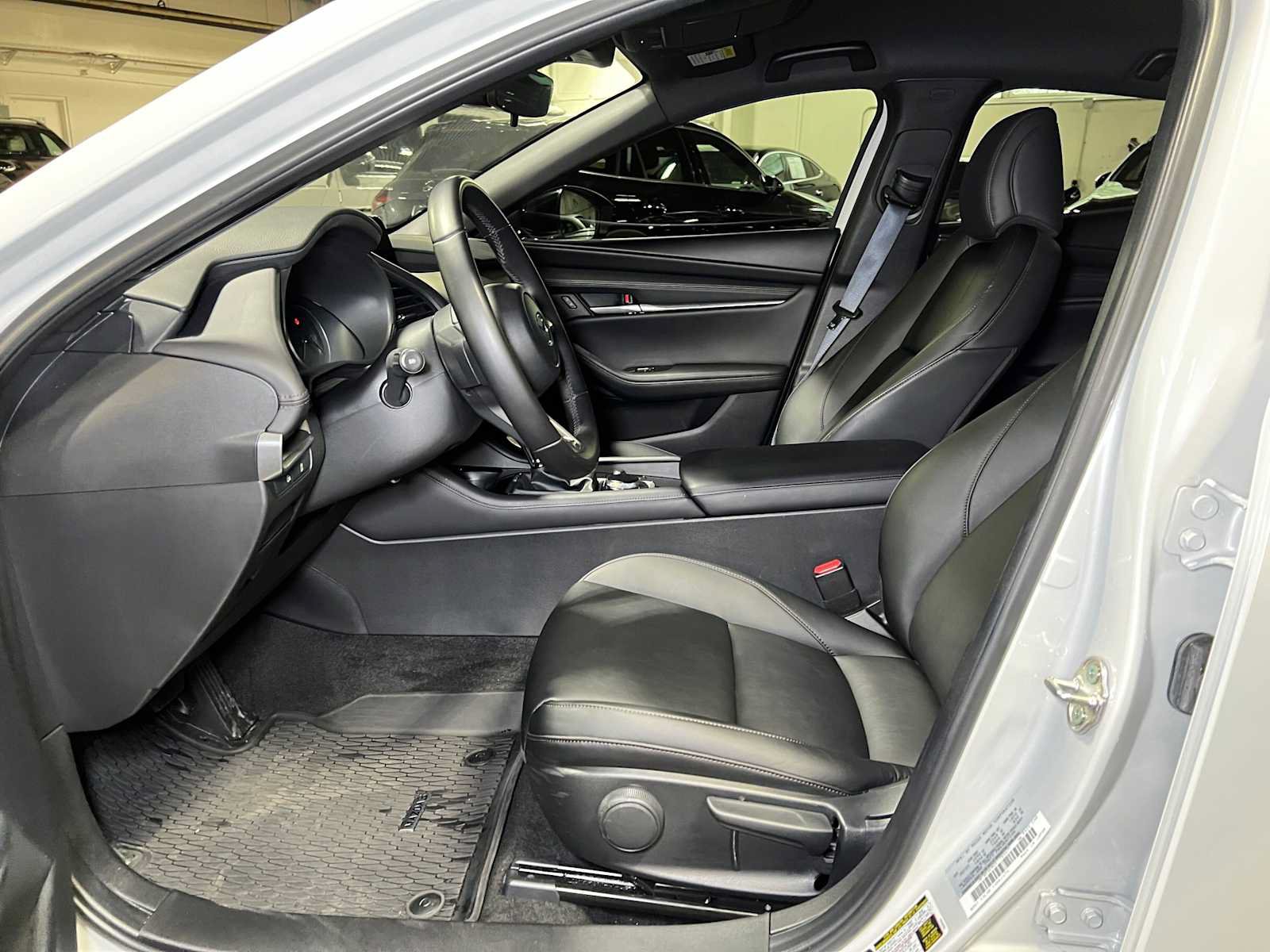 Used 2025 MAZDA MAZDA3 s Sport FWD image 22