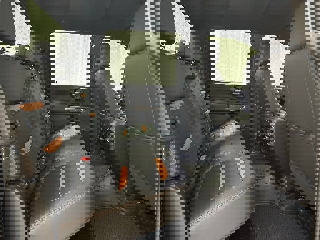 Used 2022 GMC Sierra 2500 AT4 image 54