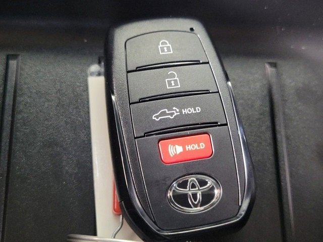 New 2026 Toyota Tundra Limited image 31