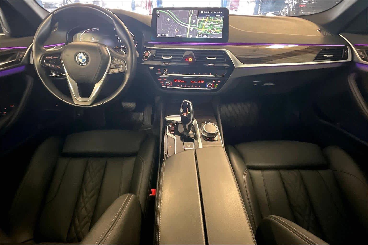 Used 2023 BMW 530i w/ Convenience Package RWD image 14