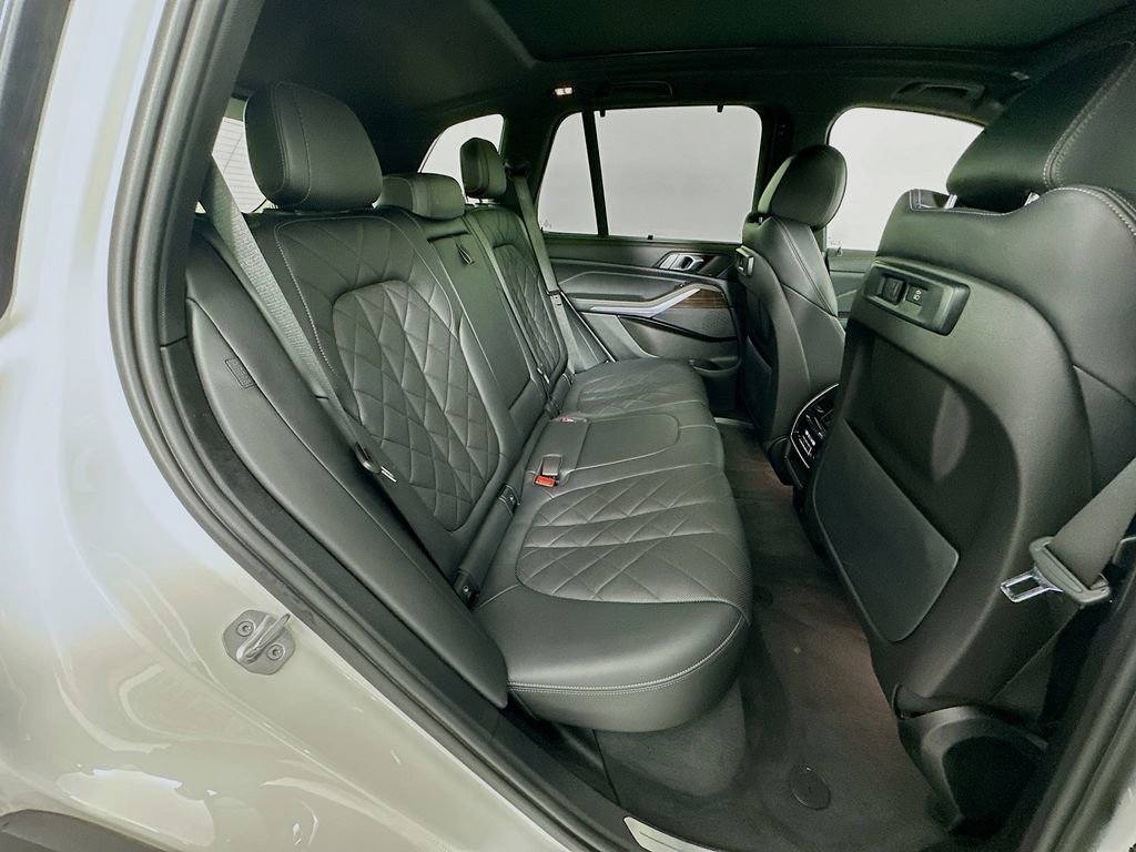 Certified 2023 BMW X5 sDrive40i w/ Climate Comfort Package image 28