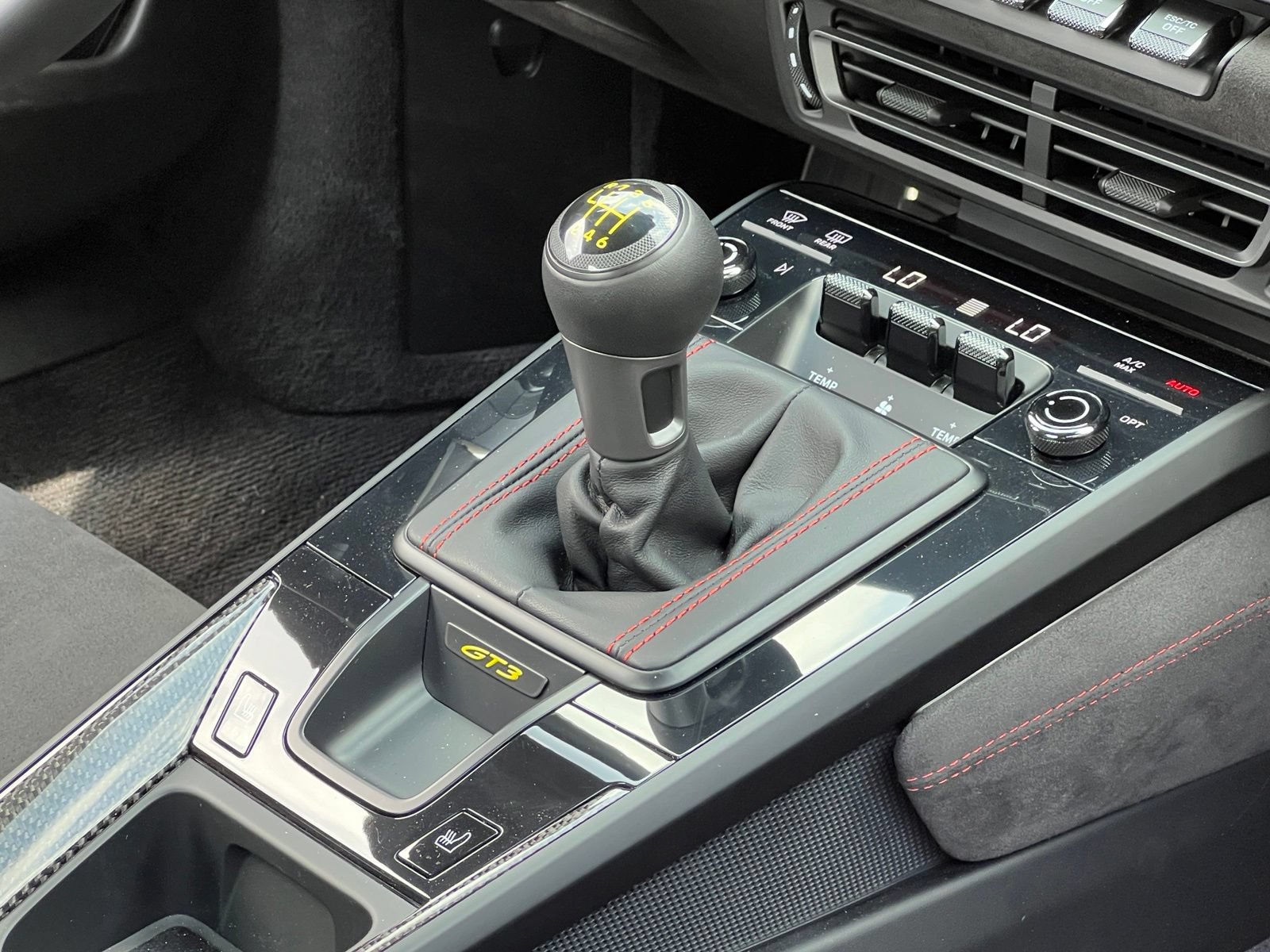 Certified 2022 Porsche 911 GT3 RWD image 40