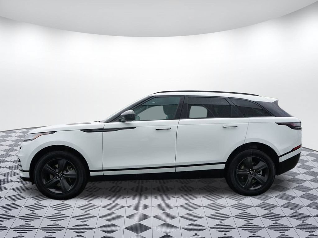 Used 2025 Land Rover Range Rover Velar Dynamic SE AWD/4WD image 4