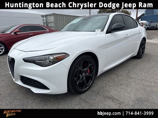 Used 2019 Alfa Romeo Giulia Ti AWD/4WD video 1