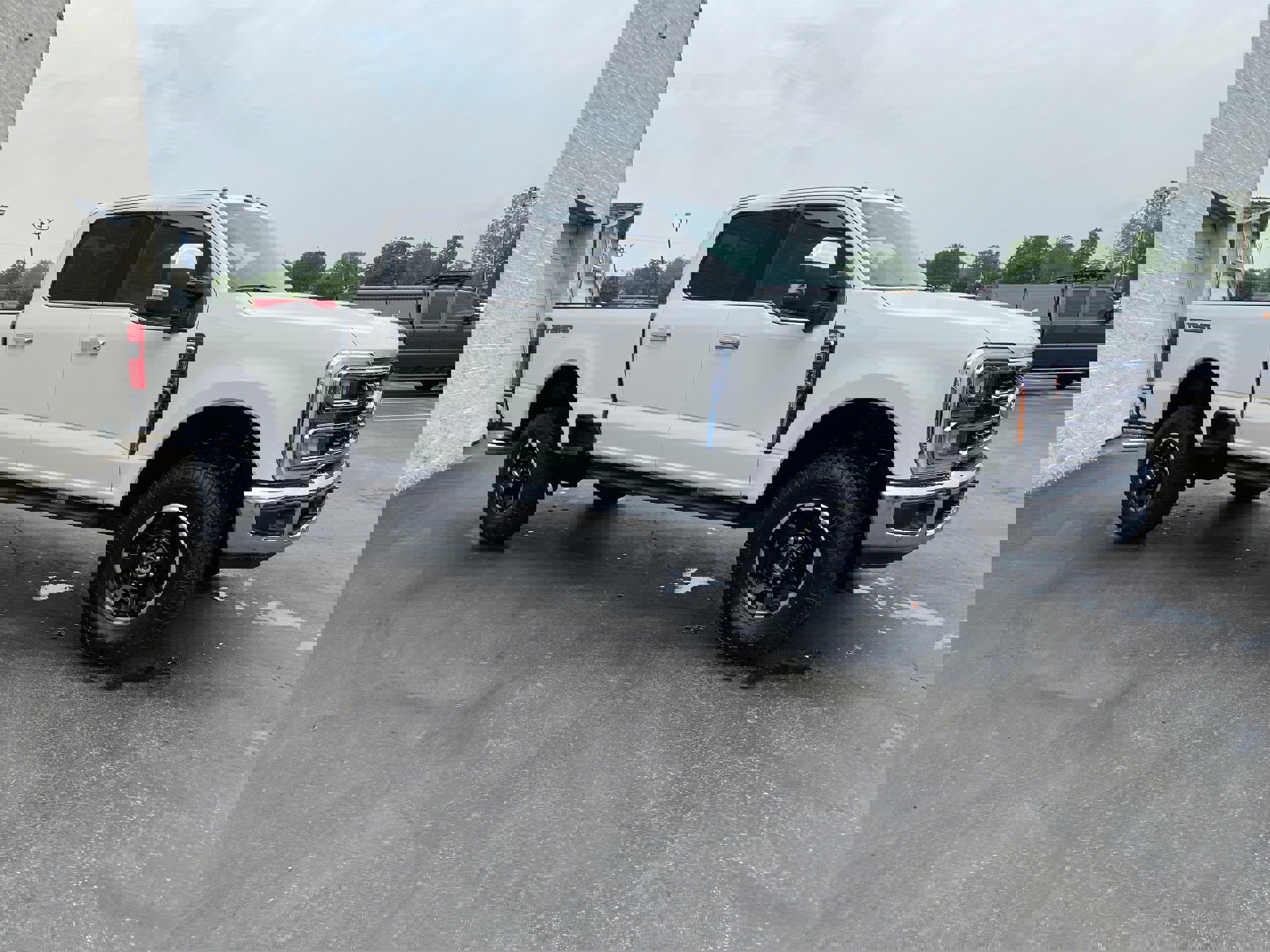New 2025 Ford F250 King Ranch w/ Tremor Off-Road Package image 16