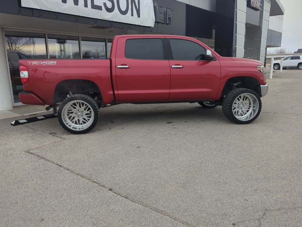 Used 2020 Toyota Tundra Limited w/ Limited Premium Package image 5