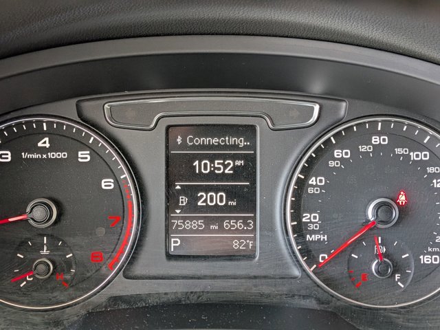 Used 2018 Audi Q3 2.0T Premium w/ Convenience Package image 11