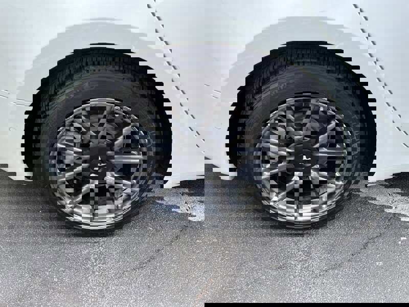 Used 2018 Tesla Model 3 Mid Range RWD image 12