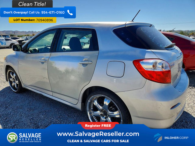 Used 2009 Toyota Matrix FWD image 3