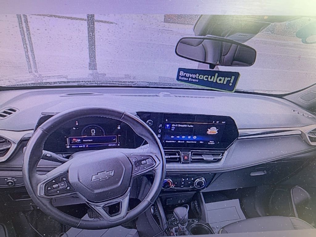 Used 2024 Chevrolet TrailBlazer ACTIV w/ Driver Confidence Package image 6