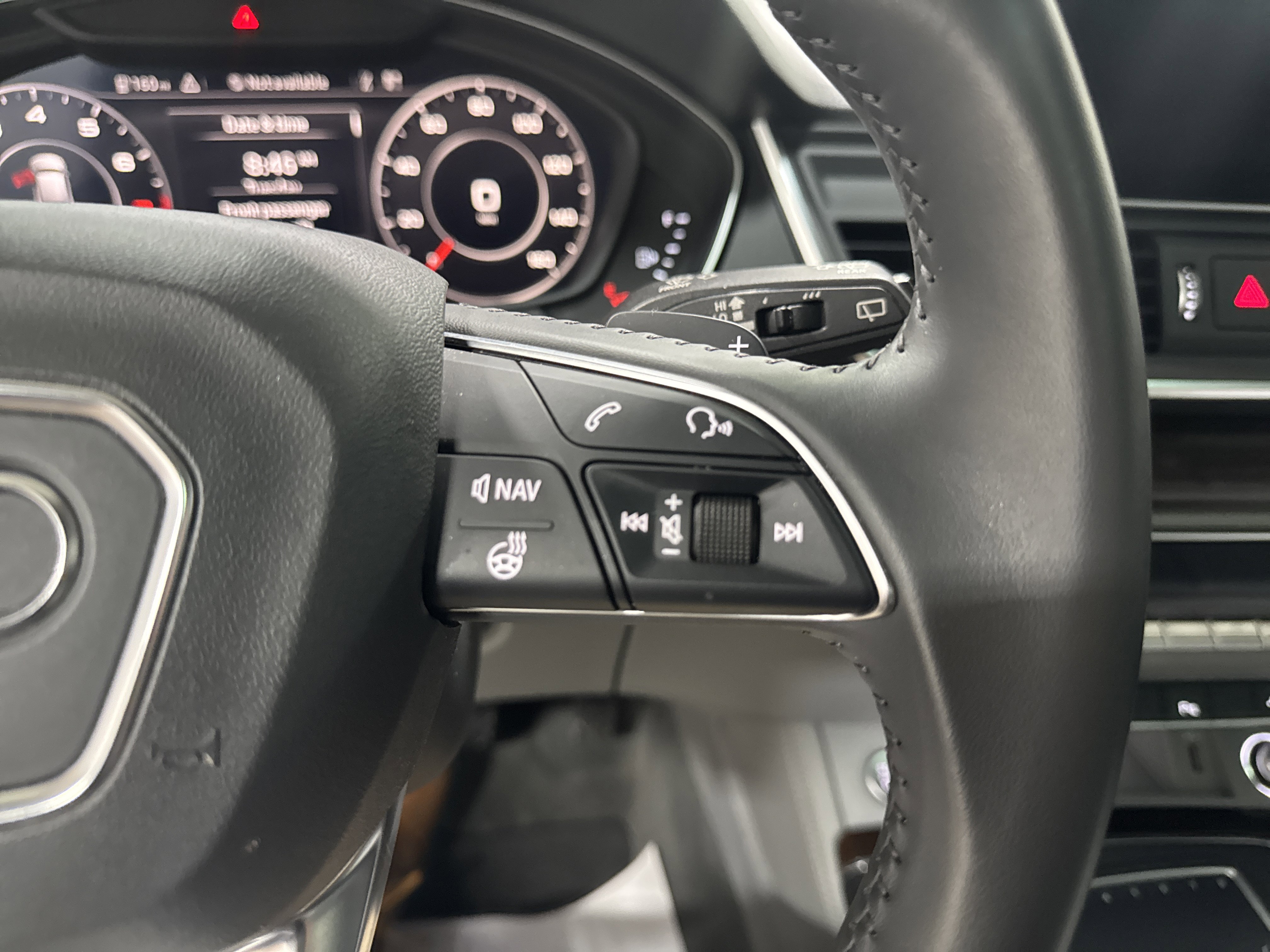 Used 2019 Audi Q5 2.0T Premium Plus w/ Premium Plus Package image 18