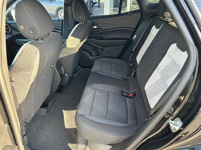 Certified 2024 Chevrolet Trax RS w/ Driver Confidence Package image 28