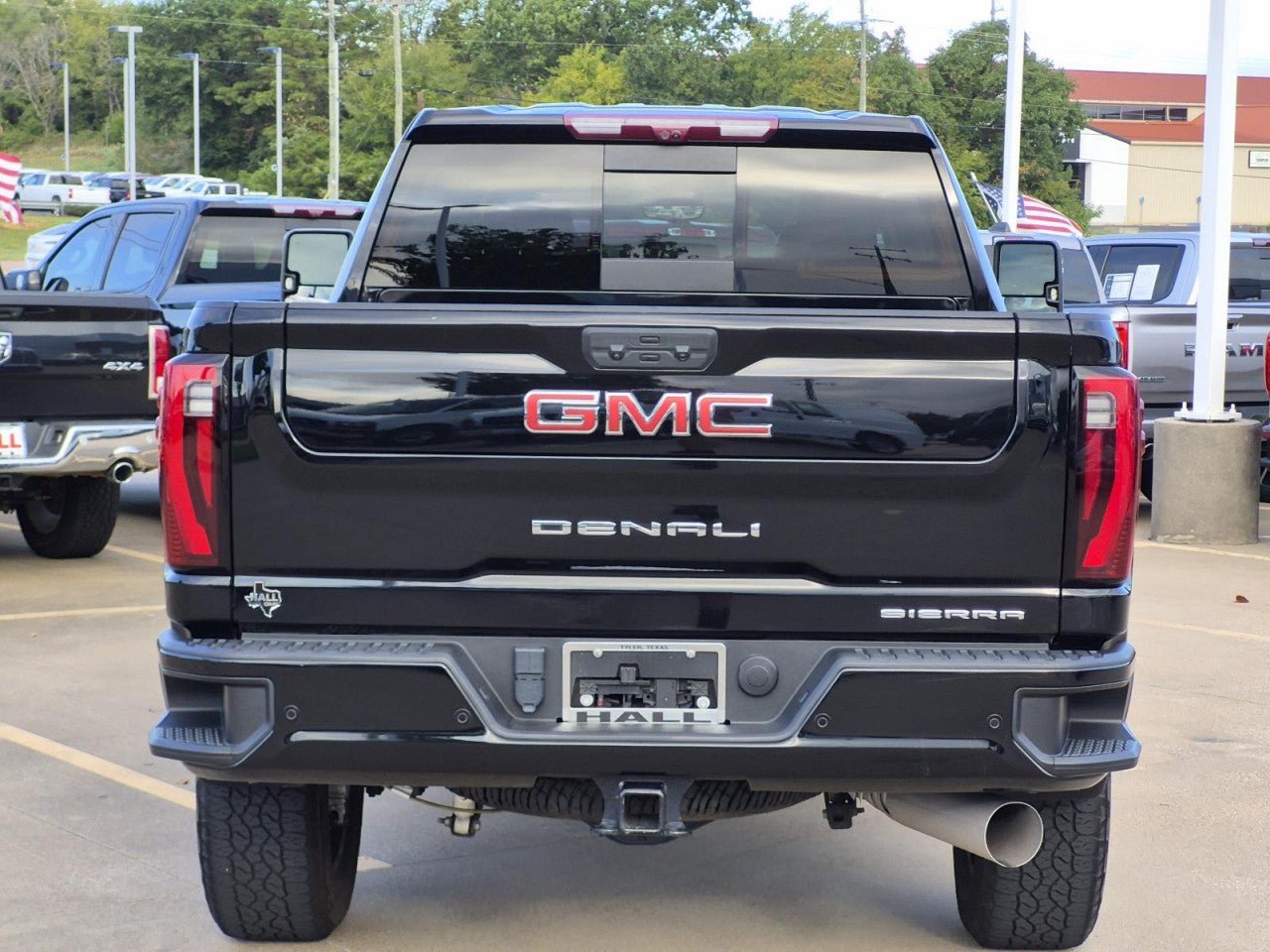 Certified 2024 GMC Sierra 2500 Denali w/ Denali Reserve Package AWD/4WD image 5