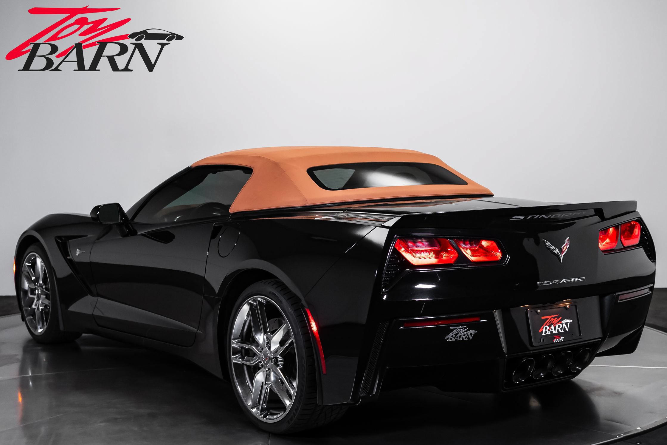 Used 2014 Chevrolet Corvette Stingray Convertible w/ 2LT Preferred Equipment Group RWD image 11