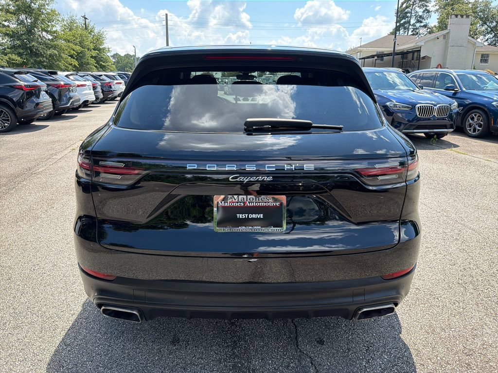 Used 2020 Porsche Cayenne AWD/4WD image 6