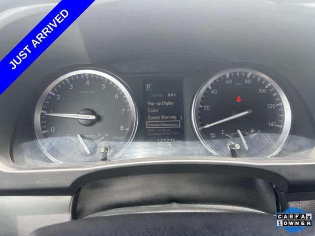 Used 2017 Toyota Highlander SE FWD image 37