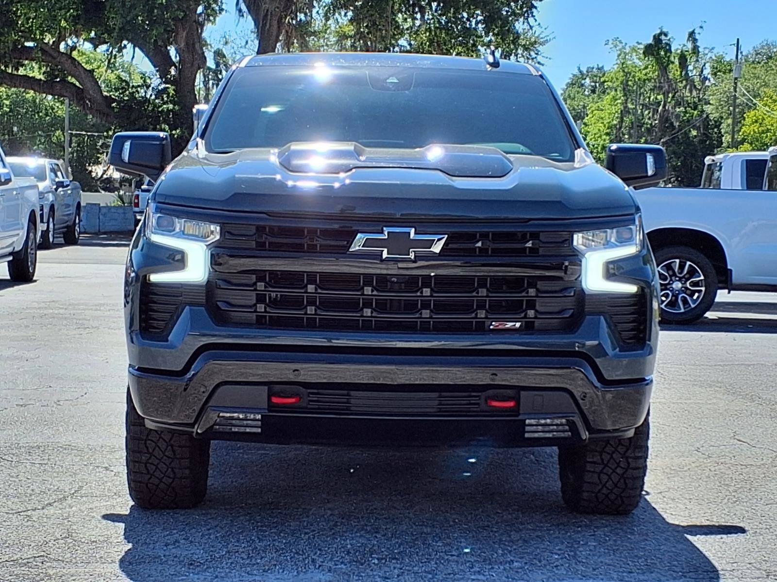 Used 2026 Chevrolet Silverado 1500 LT Trail Boss w/ Safety Package AWD/4WD image 2