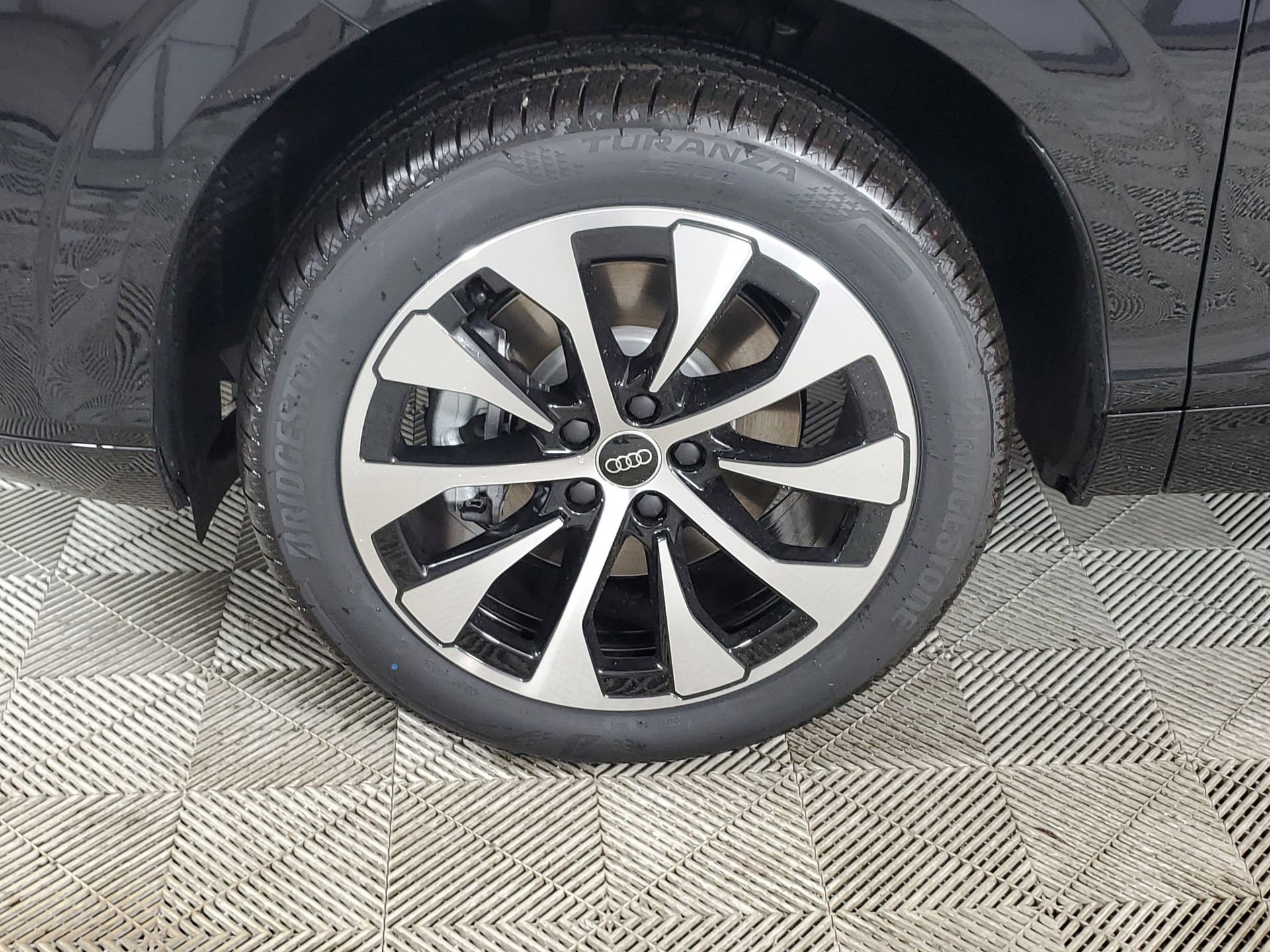 New 2026 Audi Q3 quattro 2.0T image 15