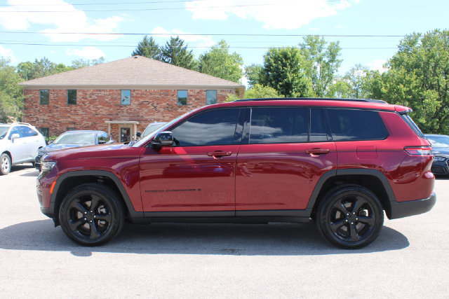 Used 2023 Jeep Grand Cherokee L Laredo AWD/4WD image 5
