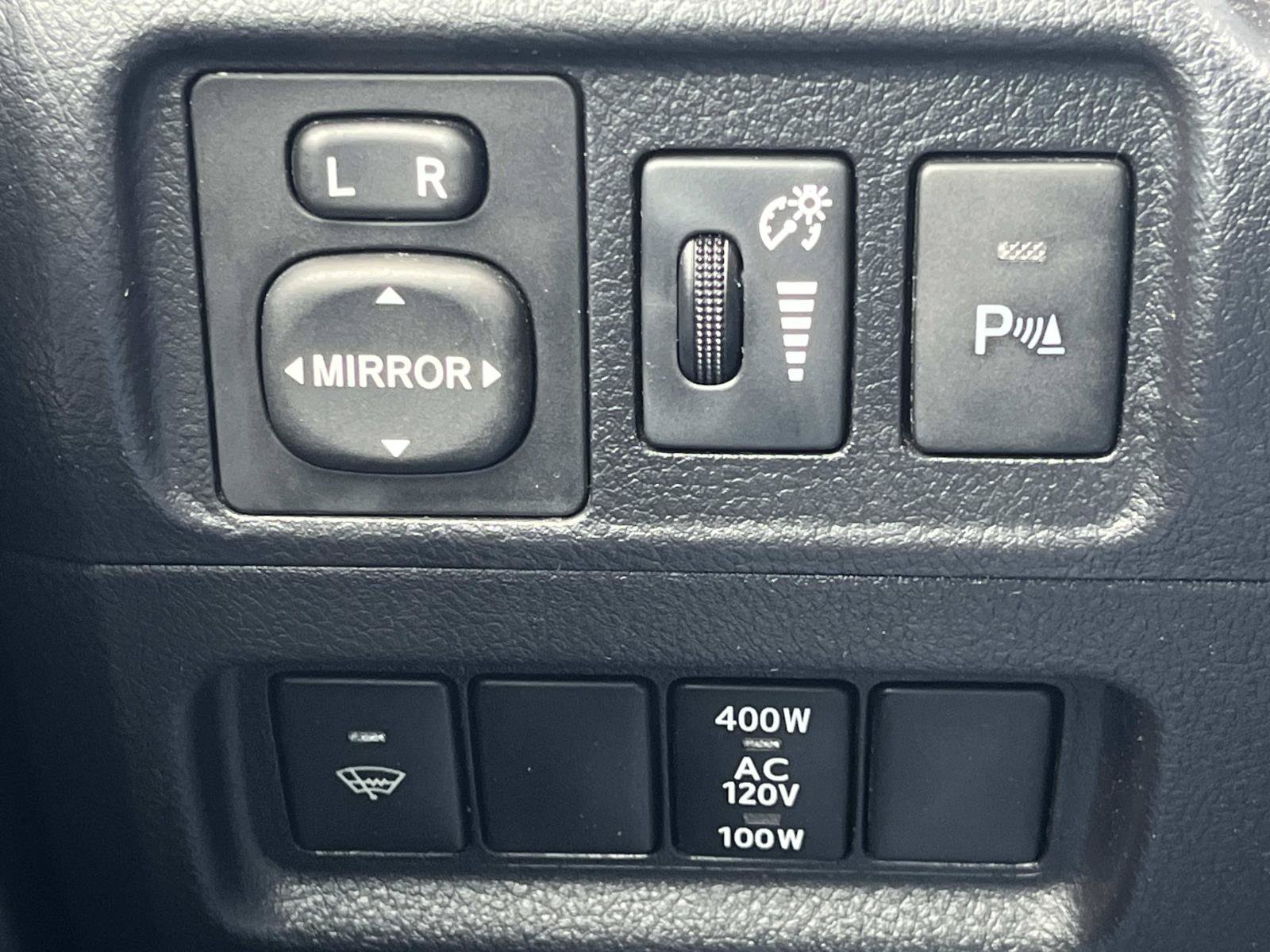 Used 2017 Toyota 4Runner Limited AWD/4WD image 34