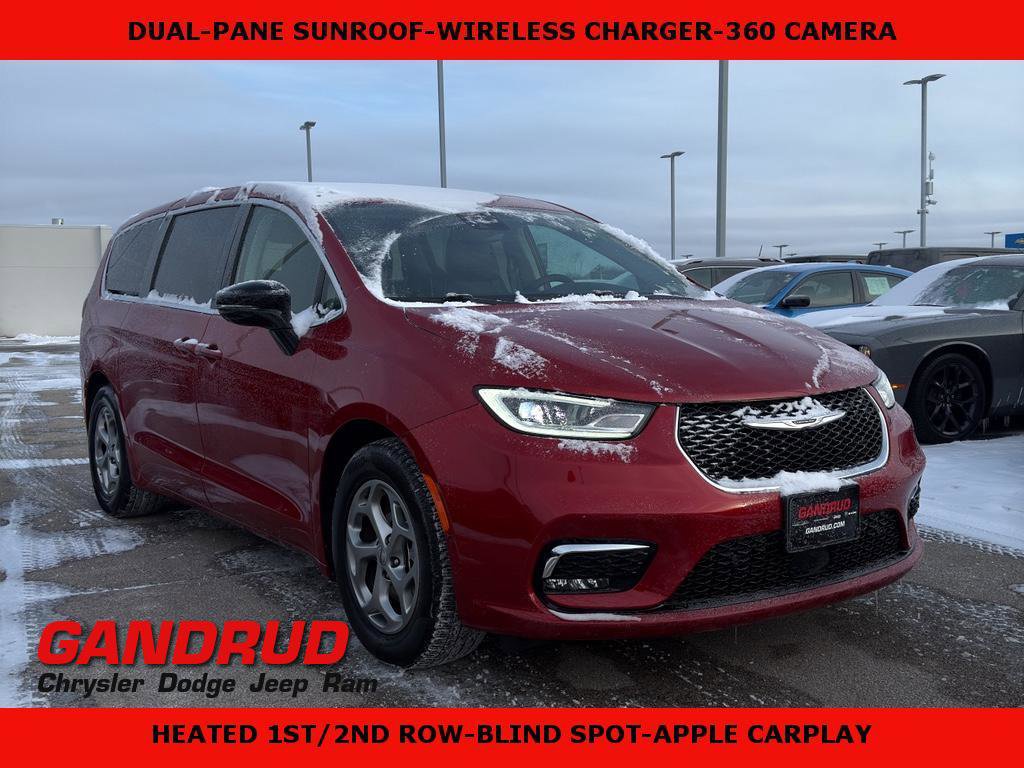 Used 2024 Chrysler Pacifica Limited