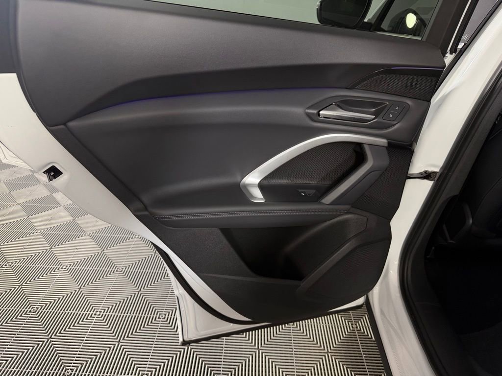 Used 2025 Audi Q5 Premium w/ Convenience Package image 31