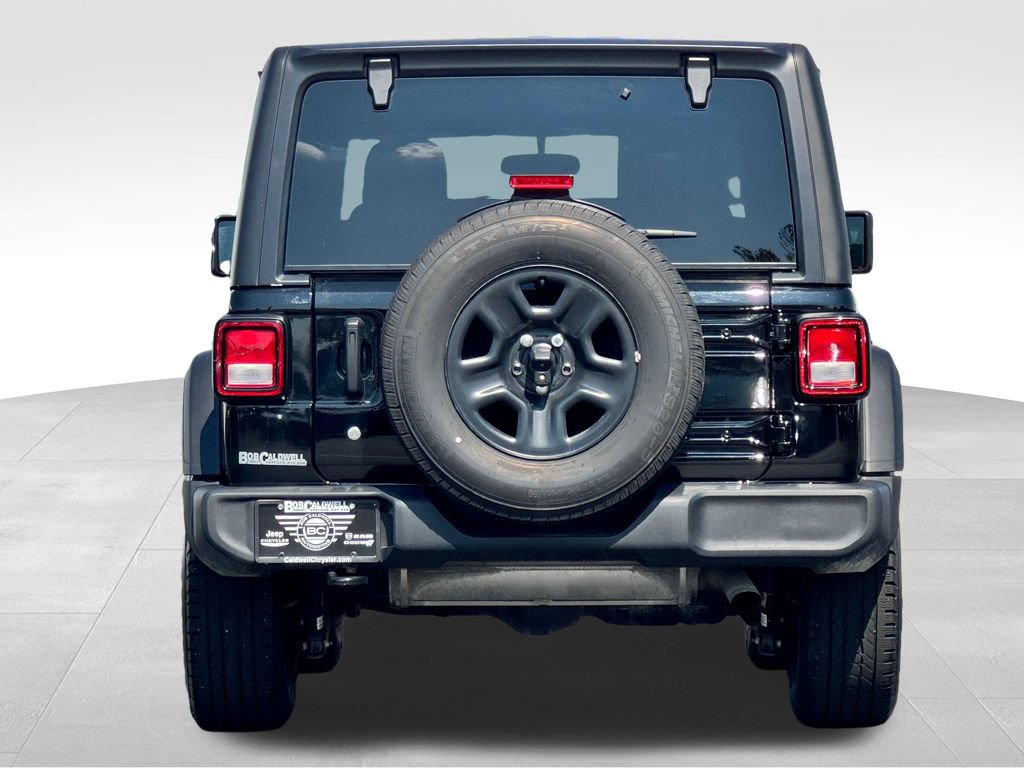 Used 2022 Jeep Wrangler Sport AWD/4WD image 6