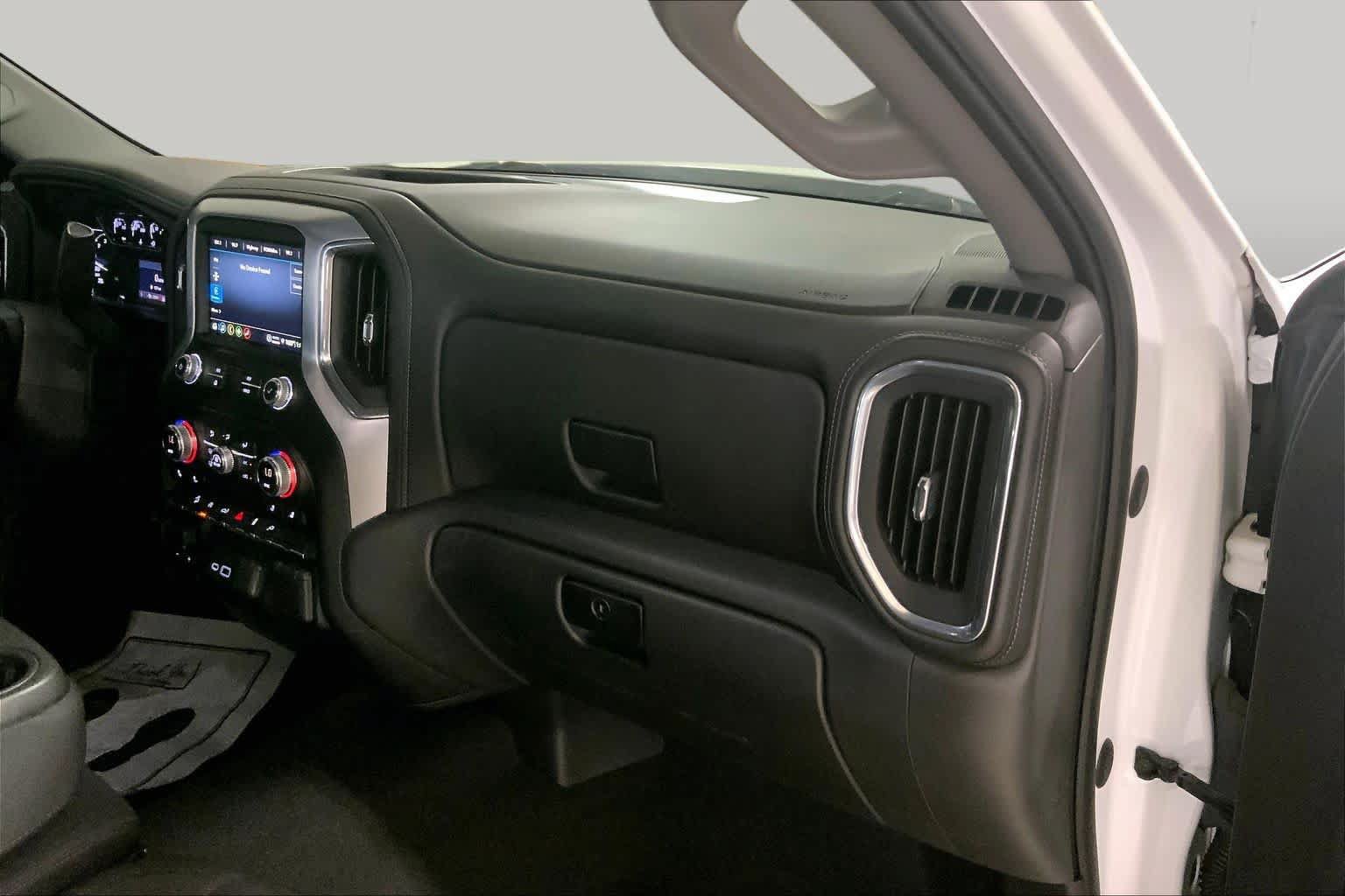 Used 2021 GMC Sierra 1500 SLE w/ X31 Off-Road Package AWD/4WD image 18