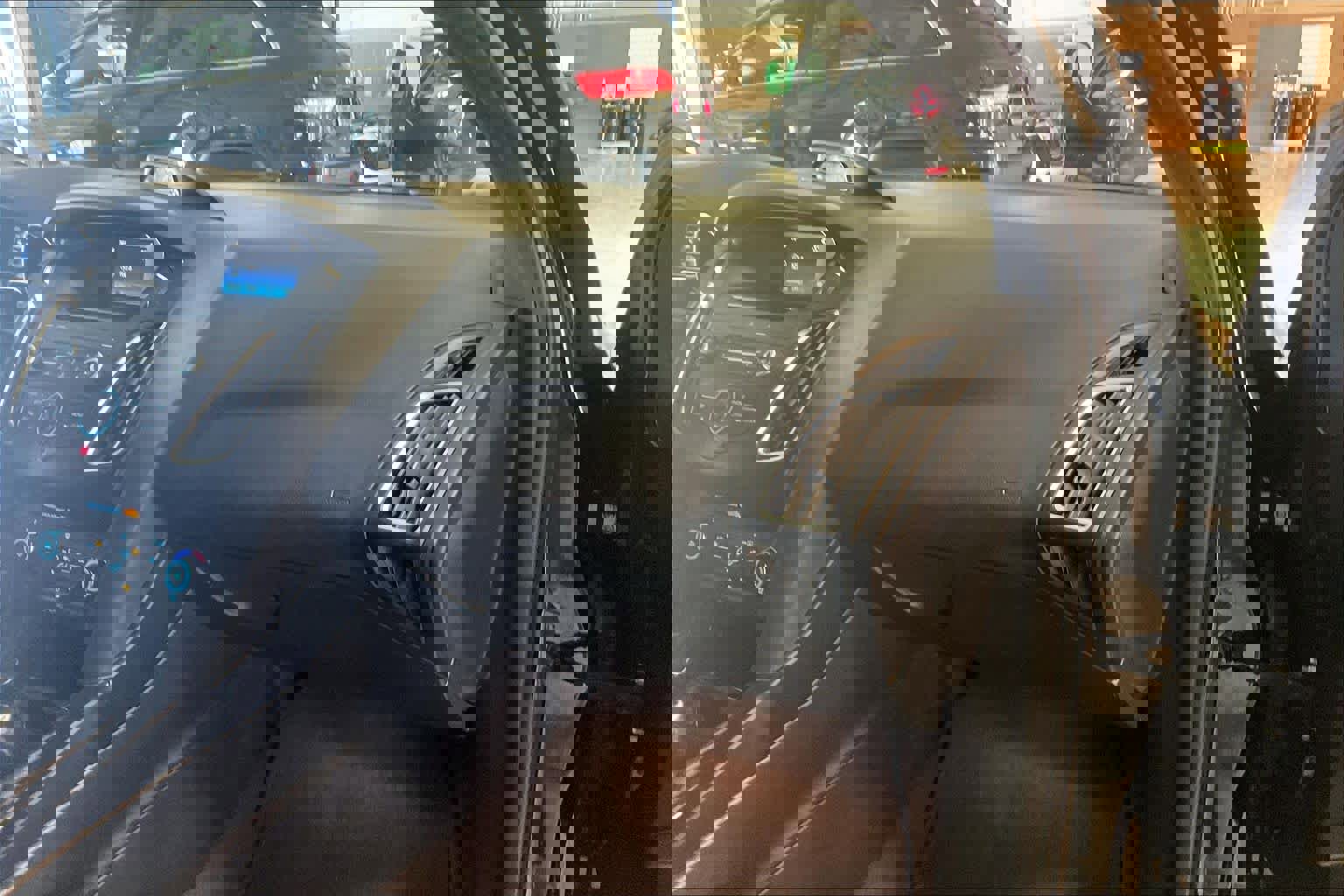 Used 2016 Ford Focus ST image 16