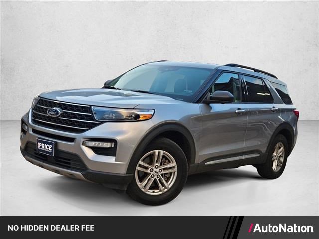 Certified 2023 Ford Explorer XLT w/ Equipment Group 202A AWD/4WD image 1