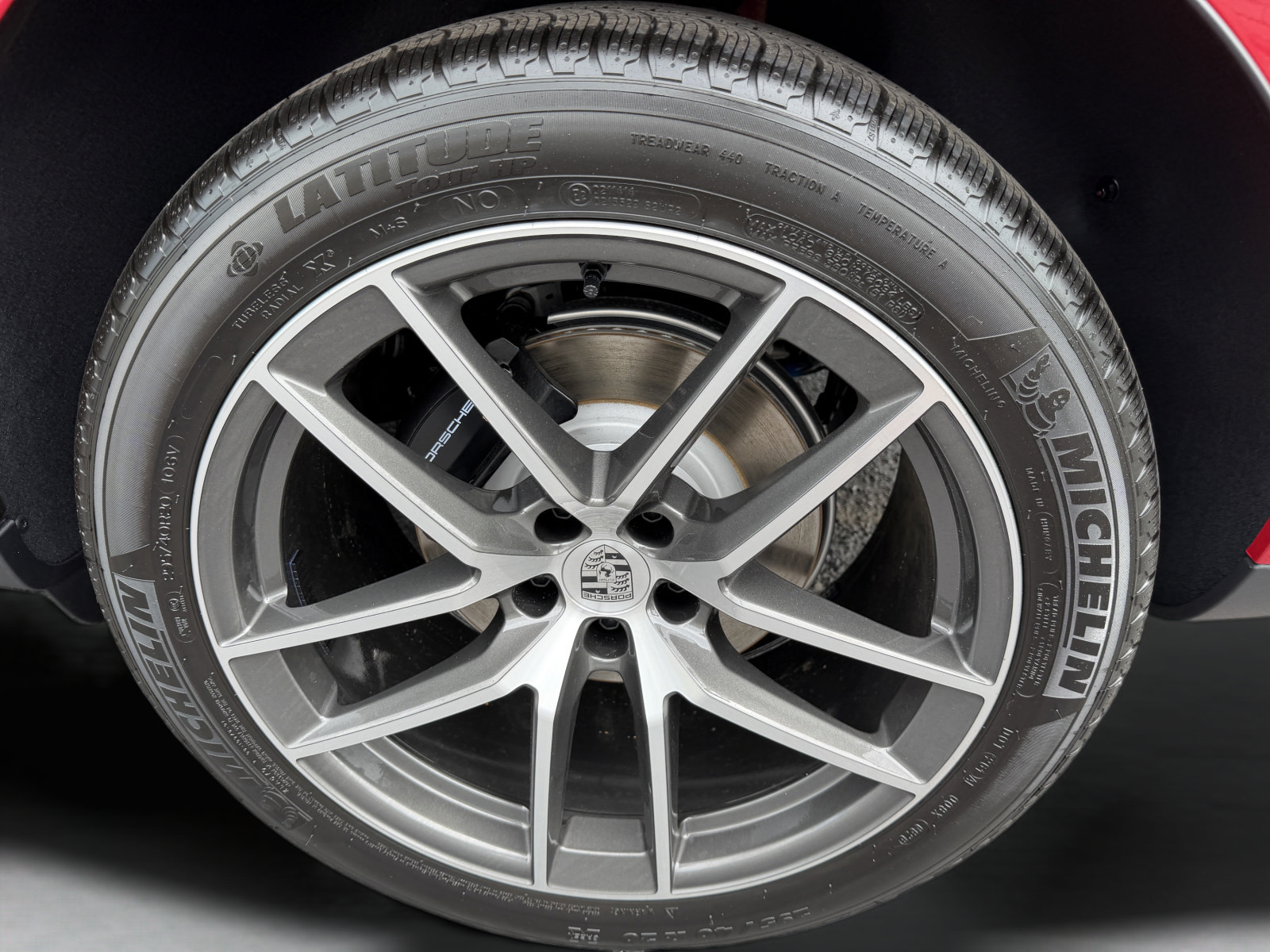 New 2026 Porsche Macan AWD/4WD image 10