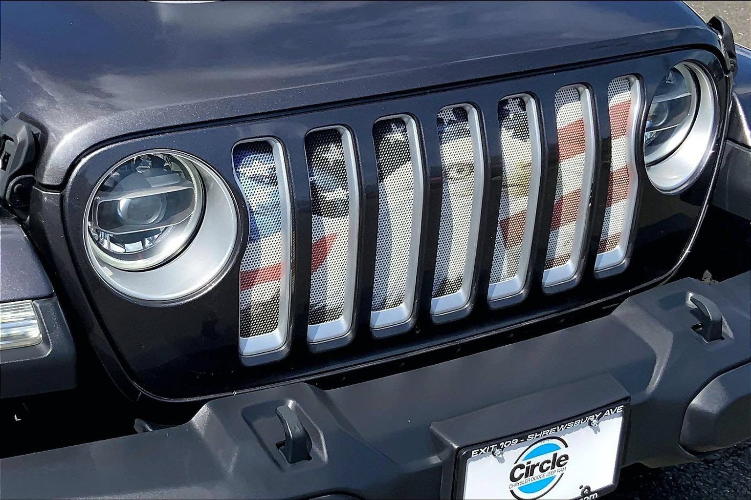 Used 2020 Jeep Gladiator Overland w/ Dual Top Group AWD/4WD image 29