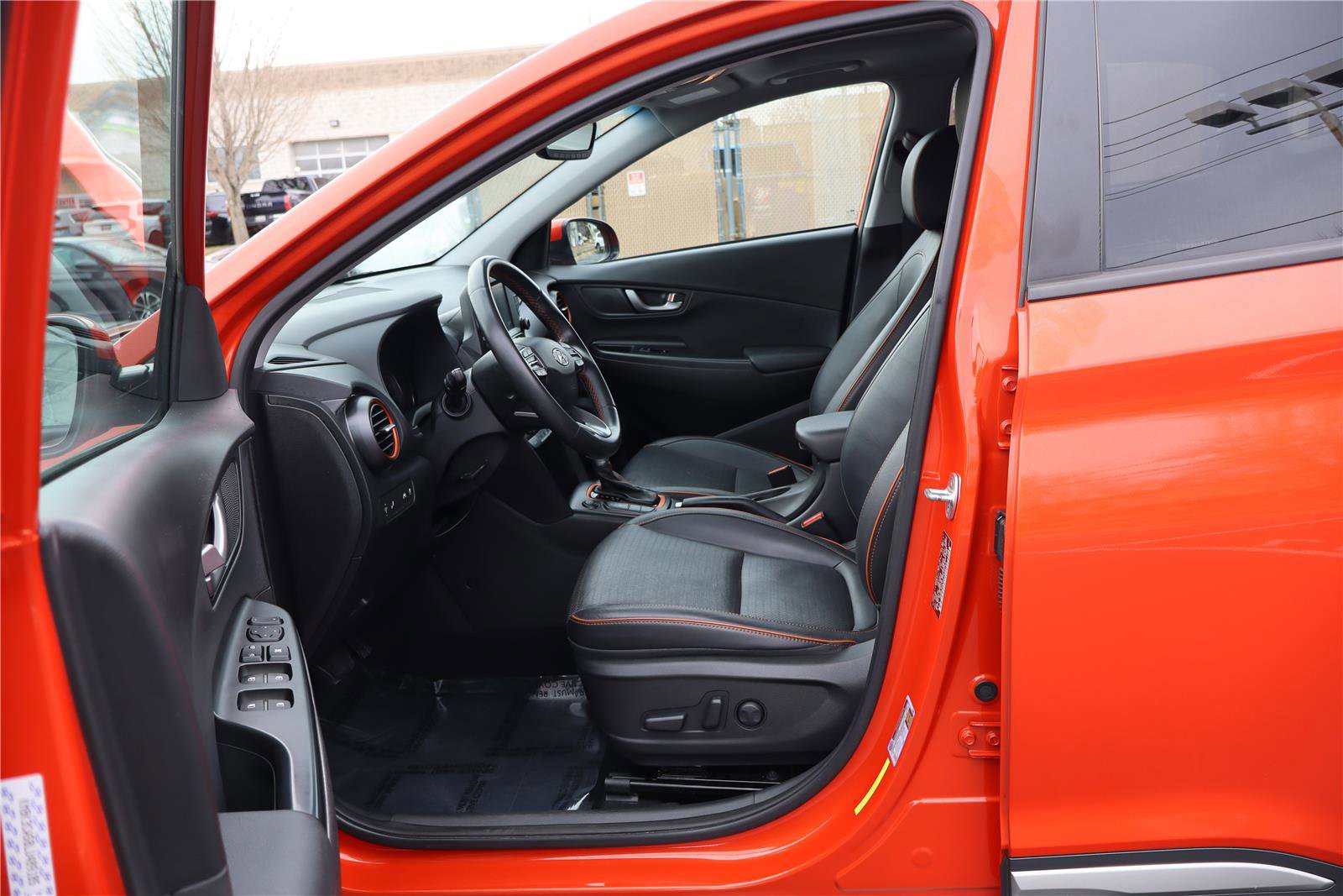 Used 2020 Hyundai Kona Limited image 15