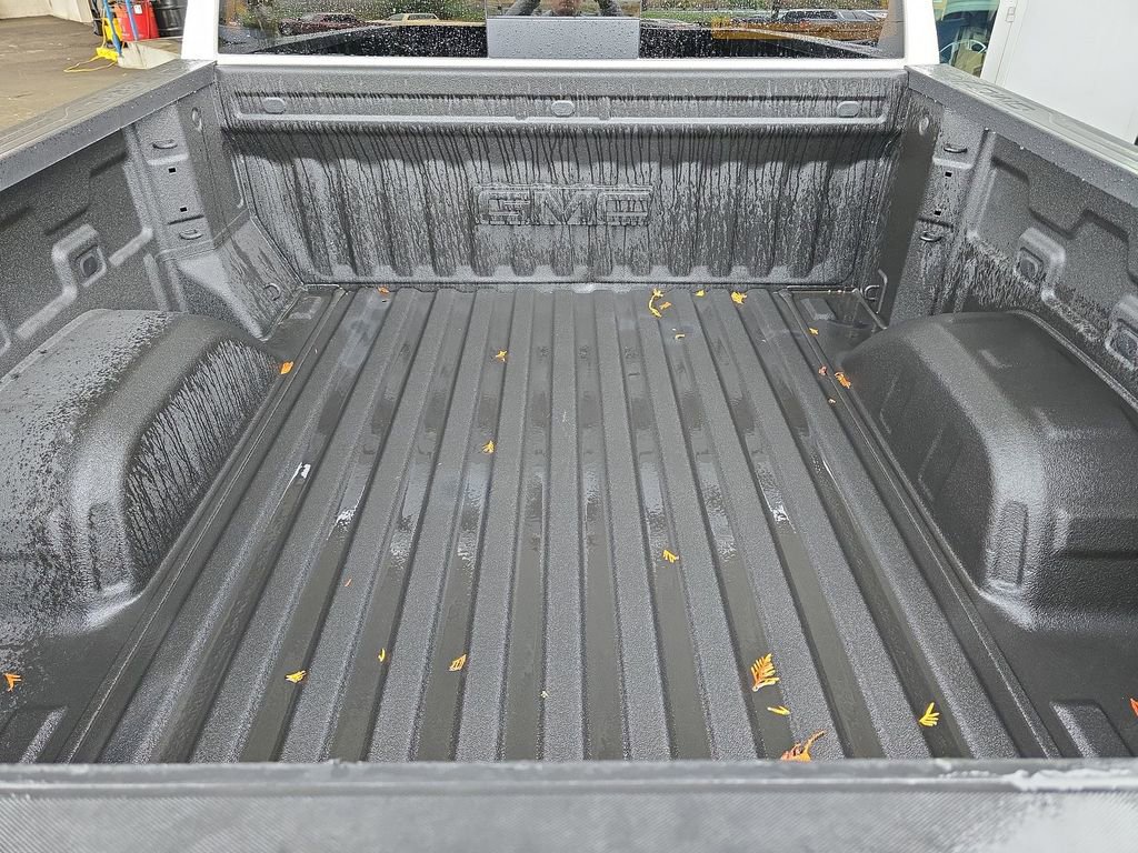 Certified 2025 GMC Sierra 1500 Denali image 33