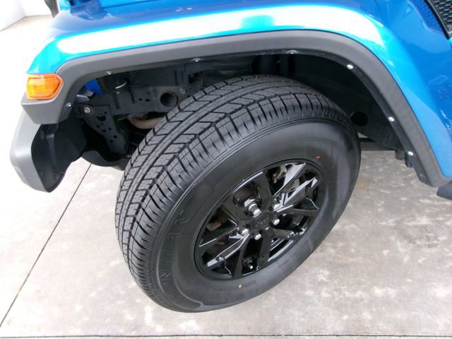 Used 2021 Jeep Gladiator Sport image 7