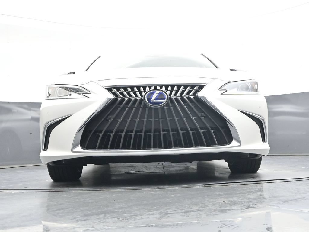 Used 2022 Lexus ES 300h w/ Premium Package FWD image 43