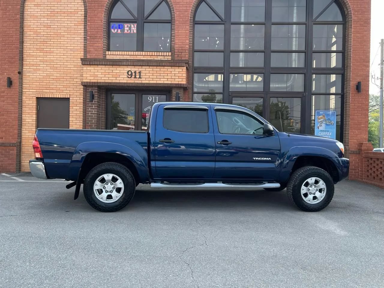 Used 2007 Toyota Tacoma 4x4 Double Cab w/ SR5 Pkg #2 image 13