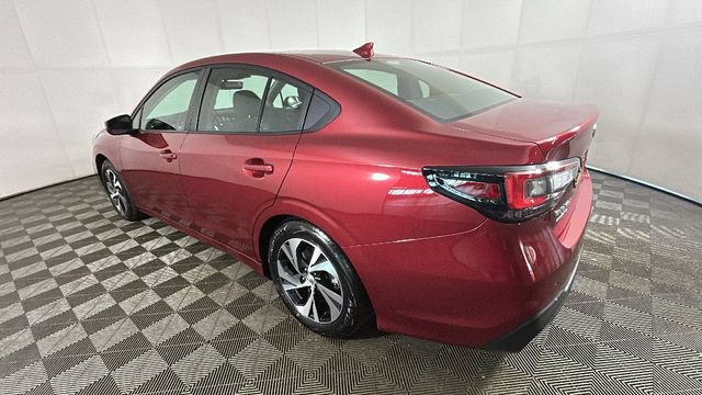 Used 2025 Subaru Legacy Premium AWD/4WD image 5