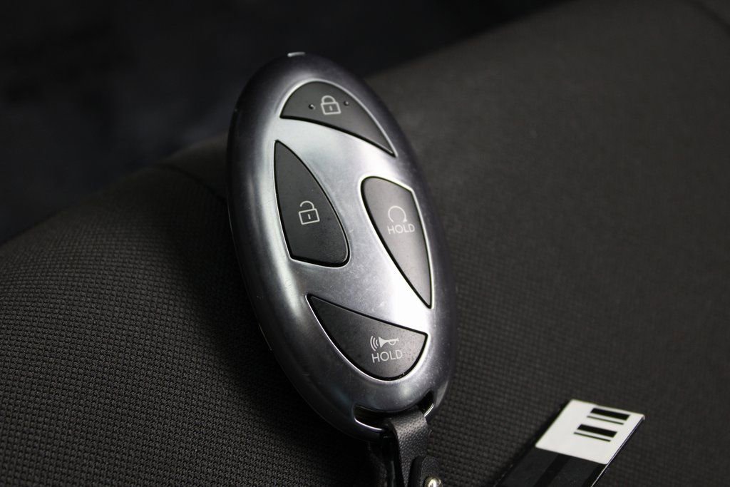 Certified 2025 Hyundai Elantra SEL image 29