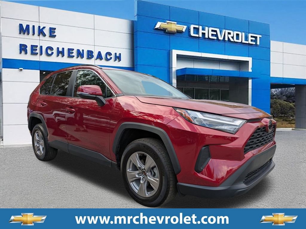Used 2024 Toyota RAV4 XLE video 1