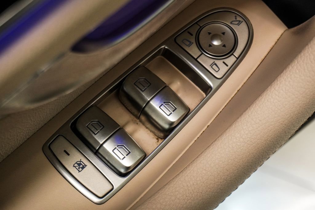 Used 2021 Mercedes-Benz E 350 Sedan w/ Premium Package image 22