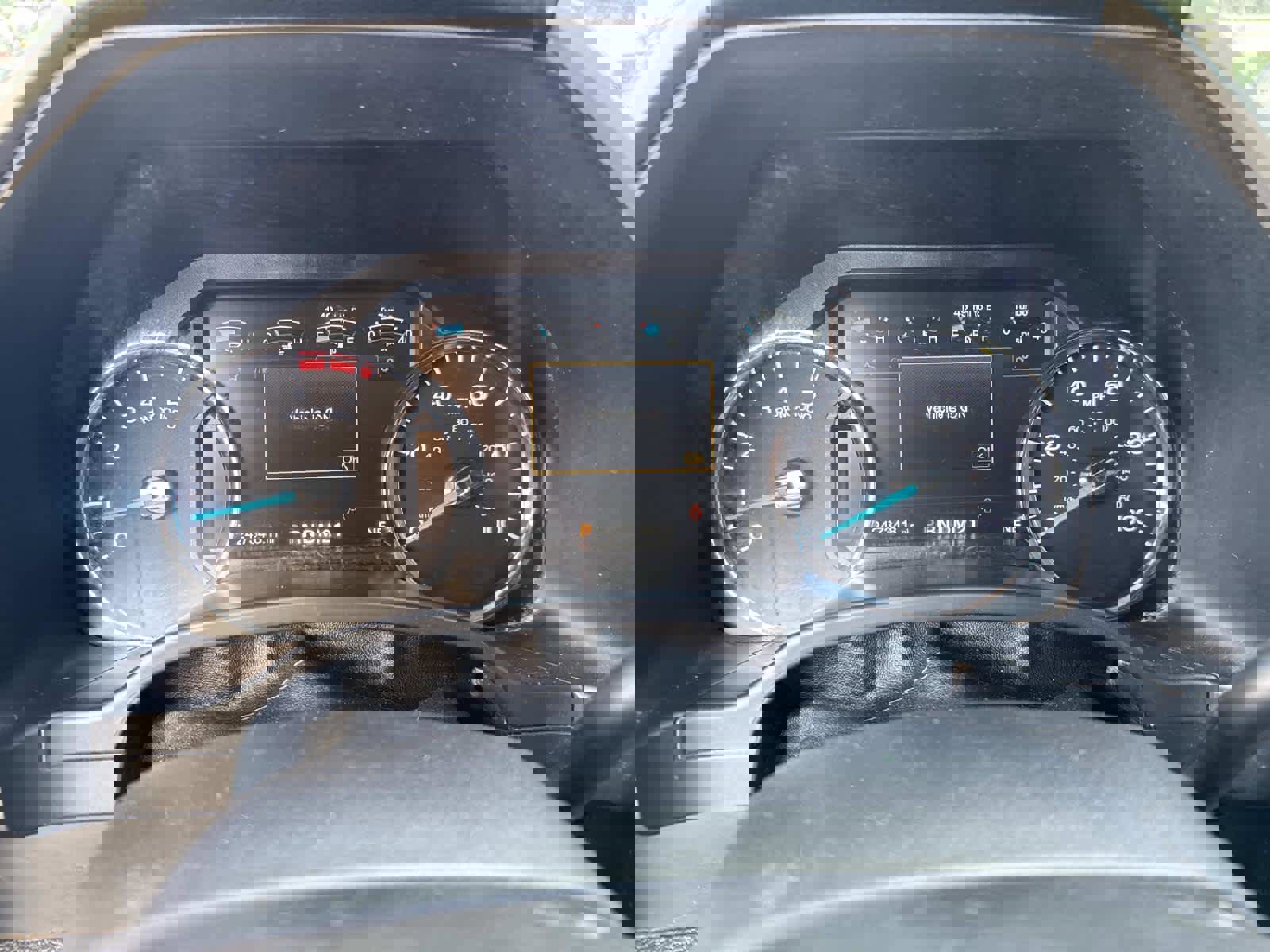 Used 2018 Ford F250 Lariat w/ Chrome Package image 35