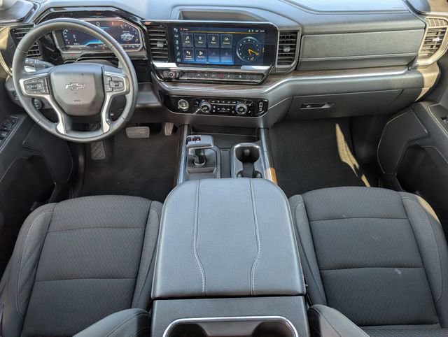 Used 2024 Chevrolet Silverado 1500 RST AWD/4WD image 5