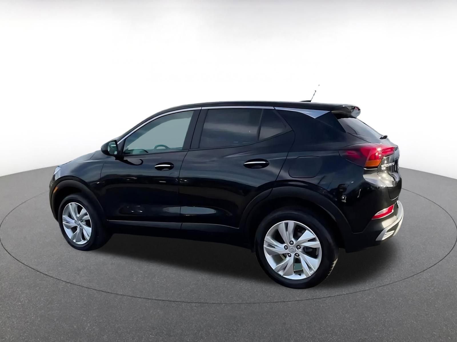 Used 2025 Buick Encore GX Preferred image 10