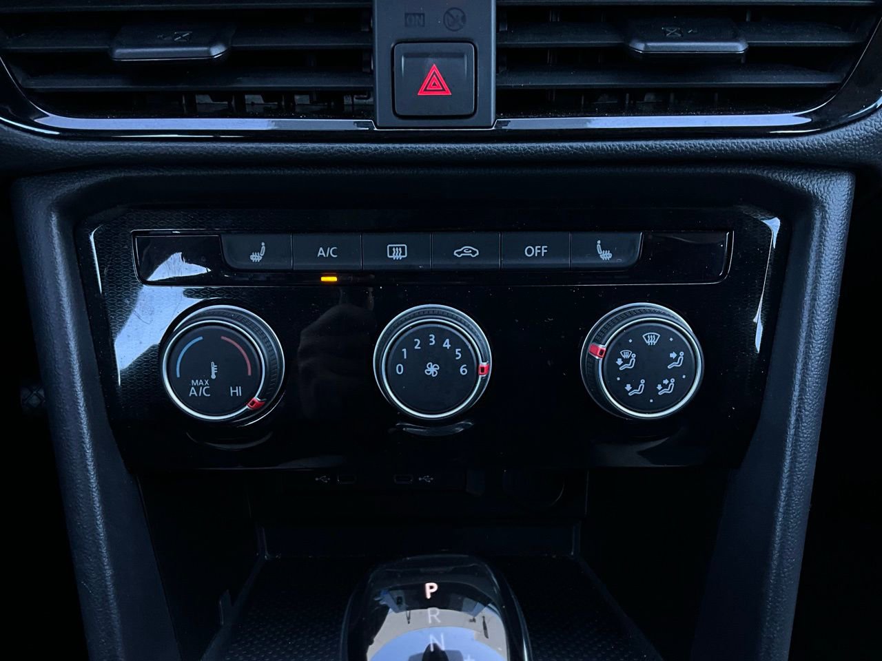 Used 2025 Volkswagen Taos S image 26